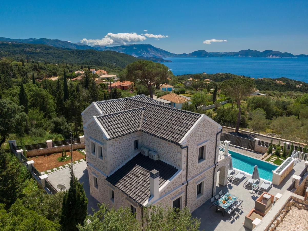 Loel Villa *
